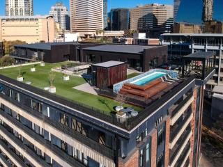 GrandeurLux Opulence, No Loadshedding, Backup Water - 9