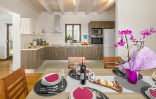 Villa Kanco by Villas Guide - 1