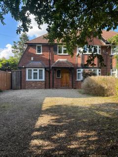 Family Home in Residential Area, No Parties - 0