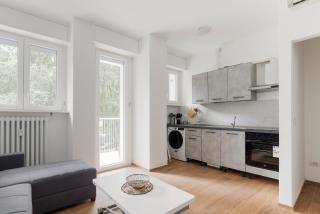 GuestHost - Bright & Comfy Apartment in Corvetto - 9