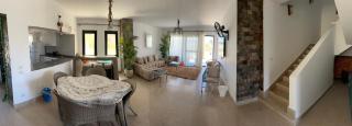 Swanlake Lagoon Luxury Villa - 5