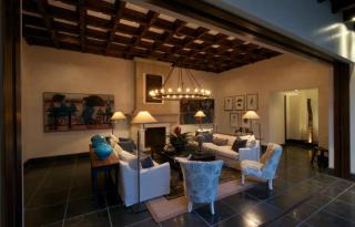 Every detail thoughtfully curated to create a cozy and welcoming atmosphere - 9