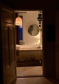 Central penthouse rooms near ferry, bus, nature - Vaxholm - 7