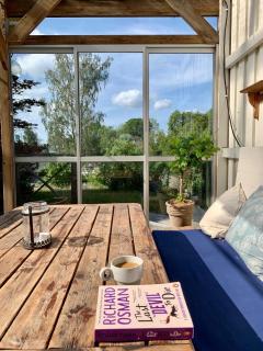 Central penthouse rooms near ferry, bus, nature - Vaxholm - 8