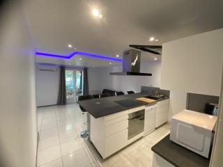 Appartement Maison tout confort avec parking - Richerenches - 7