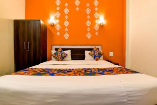 KK RESIDENCY Boutique stay at ISBT Doon - 5