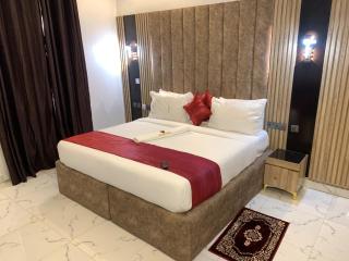 Victorian Bloom Hotel & Resort - Asaba - 5