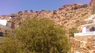 John Akroyiali - Loutro - 4