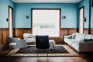 The Loyalist Inn & Suites - 5