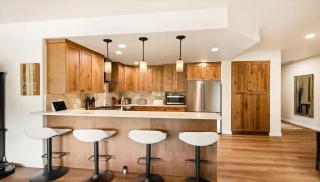 Spacious Mountain Condo with Scenic Views - 2