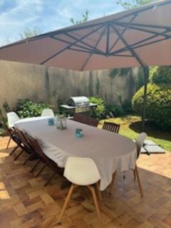 Les Volets Bleus - 1