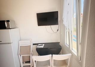 Charmant T2 à 1 min de la plage - 4