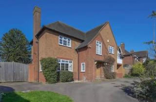 Stunning 7-Bed Home in Lichfield - Lichfield - 0
