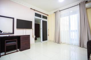 Oceanic Resort - 8