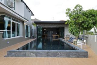 Entire Luxury Villa in Pattaya, Full PARTY - Nong Prue - 6
