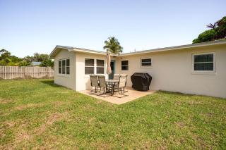 Walk to Jetty Park Harbor District Home! - Fort Pierce - 0
