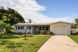 Walk to Jetty Park Harbor District Home! - Fort Pierce - 9