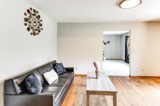 Hot Tub and 2 Recreation Rooms Spacious Onamia Home - 4