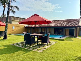 Hamilton Beach Villa - 9