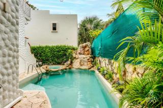 Hacienda-style Villa with Private Pool Steps to Beach - Playa del Carmen - 4