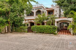 Hacienda-style Villa with Private Pool Steps to Beach - 3