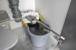 stylish 1BR Pearlz Pool & Gym Near Metro - 3