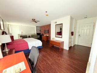 Inn at Cemetery Hill - 4