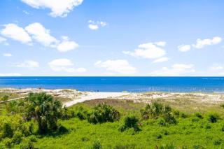 Pet Friendly Beach House - The Great White Florida House by Panhandle Getaways - 5