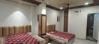 KASHI SAWARIYA pAYING GUEST HOUSE - 2