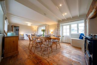Penrose Cottage - 1
