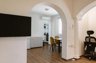 Skopje Apartment near Center with Balcony and free Parking - 8