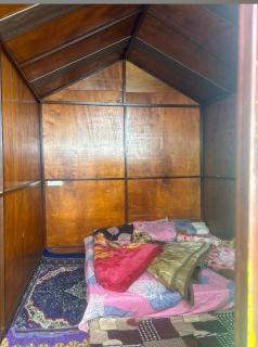 Himalayan Wooden Cottage & Cafe Dalhousie - Dalhousie - 5