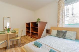 Prater Street Charm Your City Getaway - 2