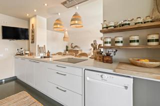 Huge terrace apartment in Punta Paloma - 1