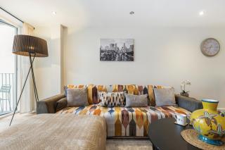 2BR 2BA Balcony Clapham North - Londra - 6