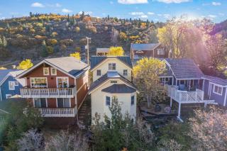 Cozy Hillside Cottage Overlooking Main Street - Park City - 1