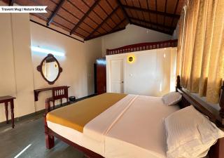 Pepper Corn Retreat Travent Mug - 1