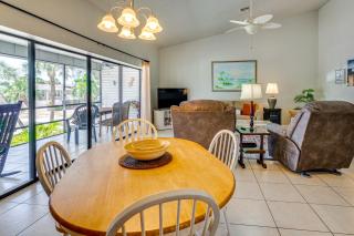 Walk to Sugar Sands: Retreat in Fort Myers Beach - 3