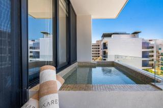 Golden Tide at Makare - 9