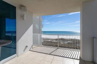 The Beach & Yacht Club B404 - 9