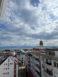 City Apartement mit Seeblick, TOPLAGE Stadtblick, Shopping & 1 Minute zum Bodensee - Friedrichshafen - 3