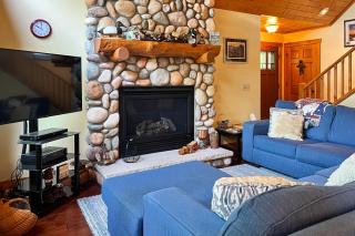 Shangri La - Eagle River - 4