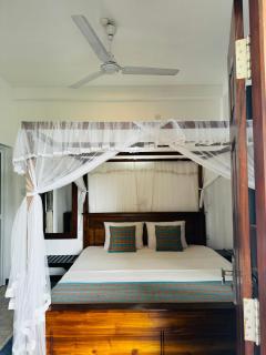 The Tide's Tale - Galle - 8