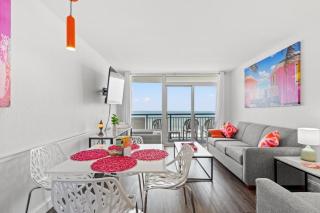 Coastal 1 Bedroom Condo-Stunning Oceanfront Views- Boardwalk 639 - Myrtle Beach - 0