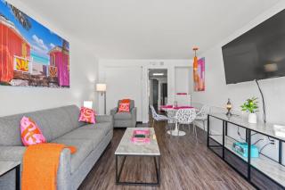 Coastal 1 Bedroom Condo-Stunning Oceanfront Views- Boardwalk 639 - Myrtle Beach - 3