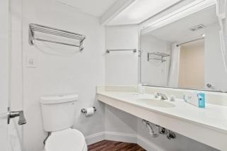 Coastal 1 Bedroom Condo-Stunning Oceanfront Views- Boardwalk 639 - 2