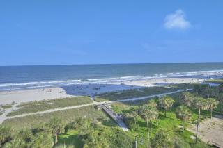 Coastal 2 Bedroom Condo-Oceanfront Views-Boardwalk 639 and 640 - Myrtle Beach - 7