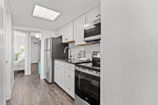 Coastal 2 Bedroom Condo-Oceanfront Views-Boardwalk 639 and 640 - 4