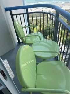 Coastal 2 Bedroom Condo-Oceanfront Views-Boardwalk 639 and 640 - 2