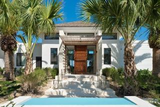 Beautiful contemporary style villa on the beach - 7